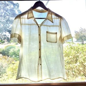 Dreamy vintage gauze shirt with crochet buttons